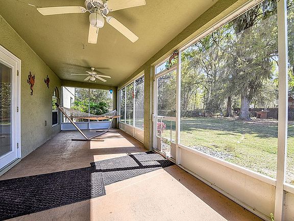 5th image of 4406 SE 32nd Pl