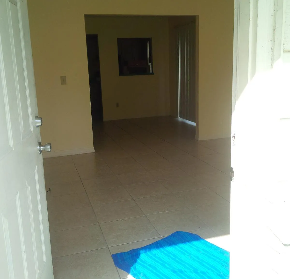 2 bed, 870 sqft, $1,100 — Photo 4