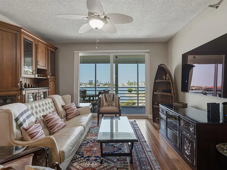 7872 Sailboat Key Blvd S #405 — Photo 13