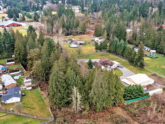 3rd image of 10015 226th Avenue Ct E
