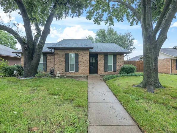 2012 Mobile Dr, Ennis, TX 75119