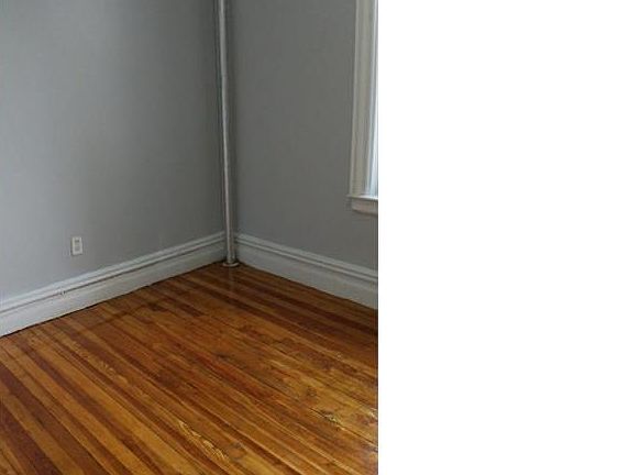 2nd image of 133 Elm St #4W