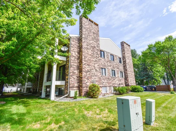 311 Prairiewood Cir S APT 202, Fargo, ND 58103