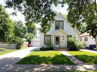 915 W 21st St, Sioux Falls, SD 57105