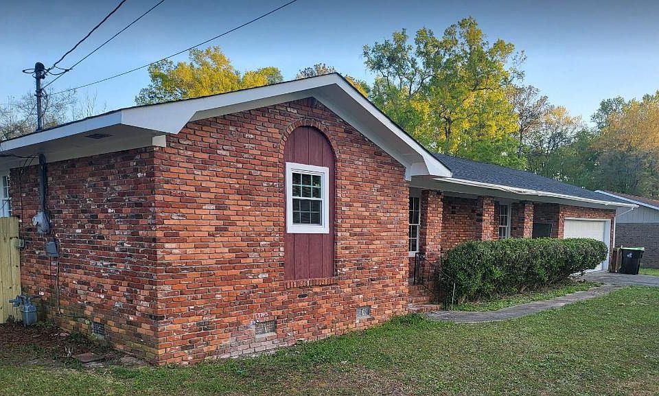 1st image of 412 Gawin Dr