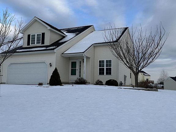2nd image of 14 Pointe West Dr #D