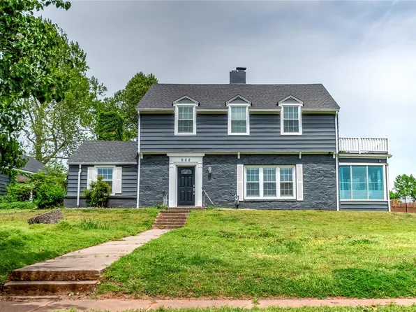 622 E 10th St, Chandler, OK 74834