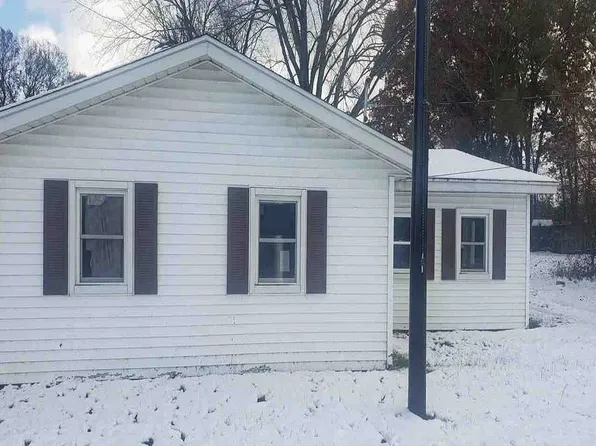 605 Marsh Rd, Plainwell, MI 49080