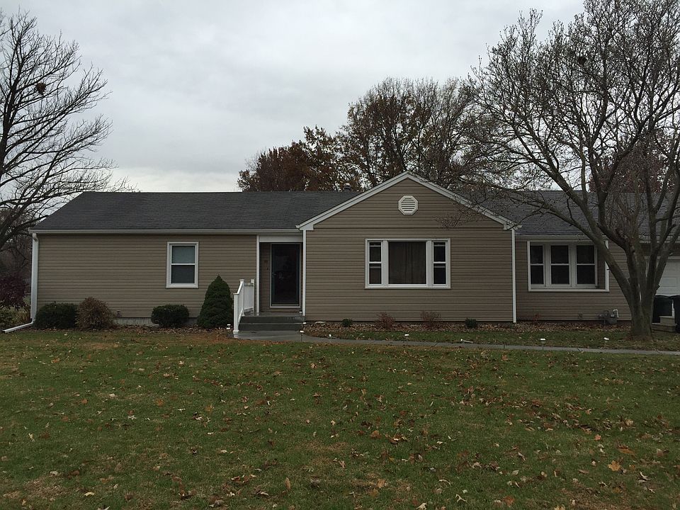 2nd image of 161 W Haller Dr