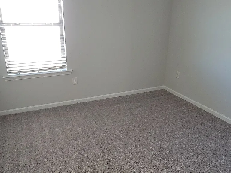 150 Lillian Farms Blvd — Photo 2