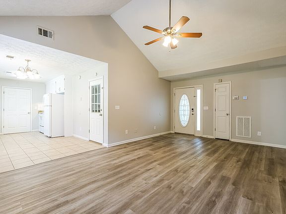 4th image of 3869 Deaton Rd