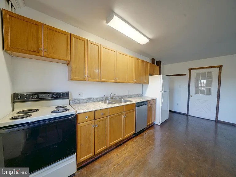 2793 Pfefferkorn Rd #B — Photo 8