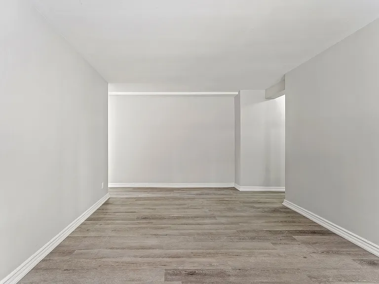 383 Princess Ave #1 — Photo 9