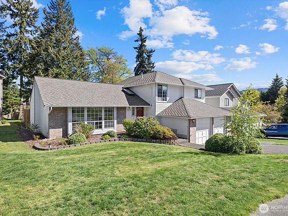 3rd image of 5036 NE 21st Street