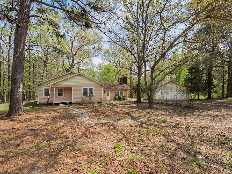 1st image of 141 Blue Jay Ln