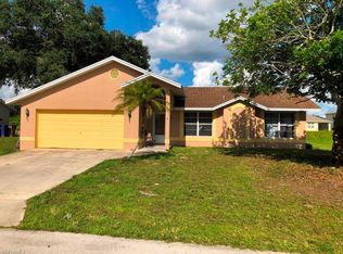 10729 Guavatree Ct, Lehigh Acres, FL 33936