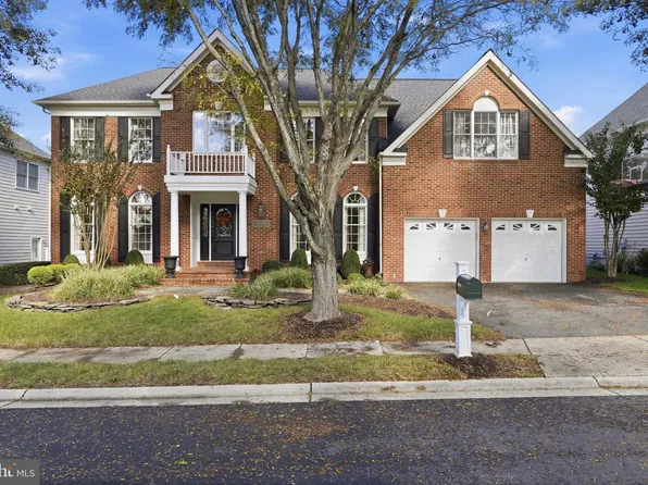 19928 Hazeltine Pl, Ashburn, VA 20147