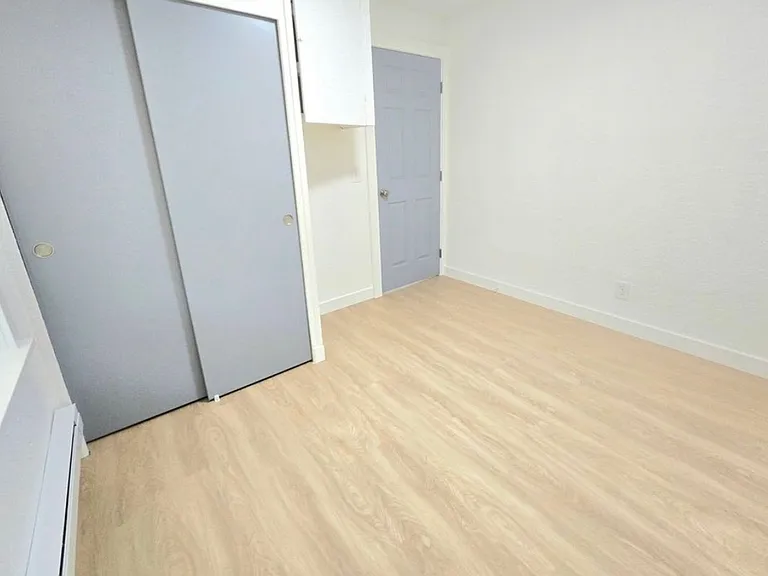 1411 Basin St SW — Photo 7