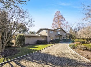 971 Briarwoods Rd, Franklin Lakes, NJ 07417