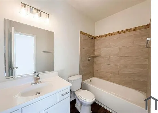 6434 Provident Green Dr — Photo 7