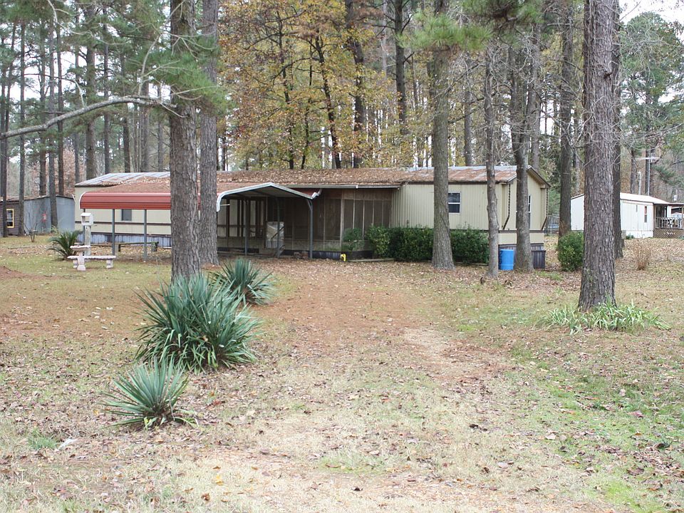 1st image of 302 Parker Dr