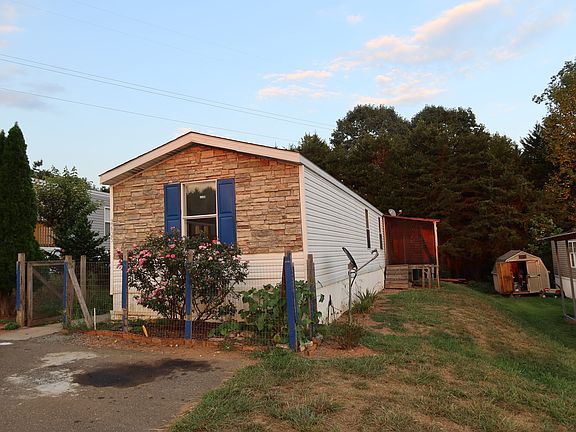 2nd image of 2625 Fanning Oaks Dr
