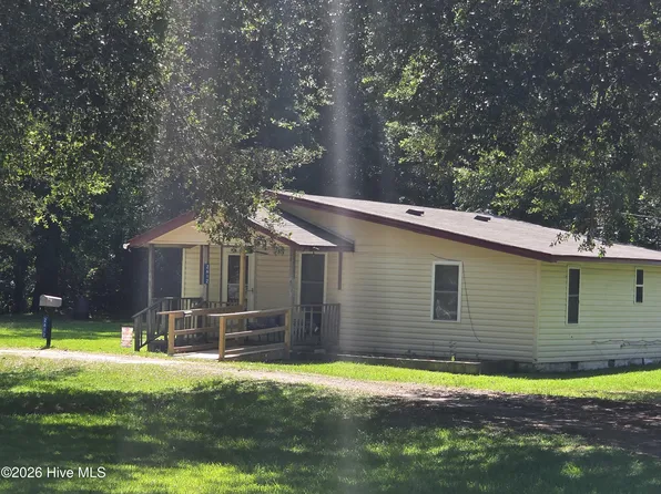 2612 Lowe Road, Lumberton, NC 28360