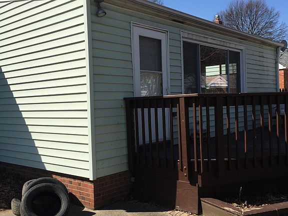 4th image of 21201 Crystal Ave