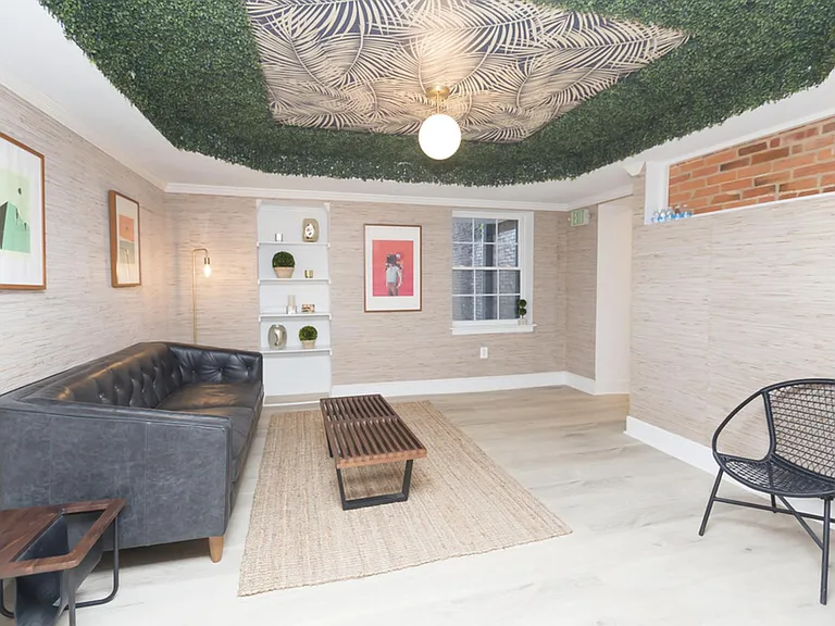 419 Saint Paul Pl — Photo 16