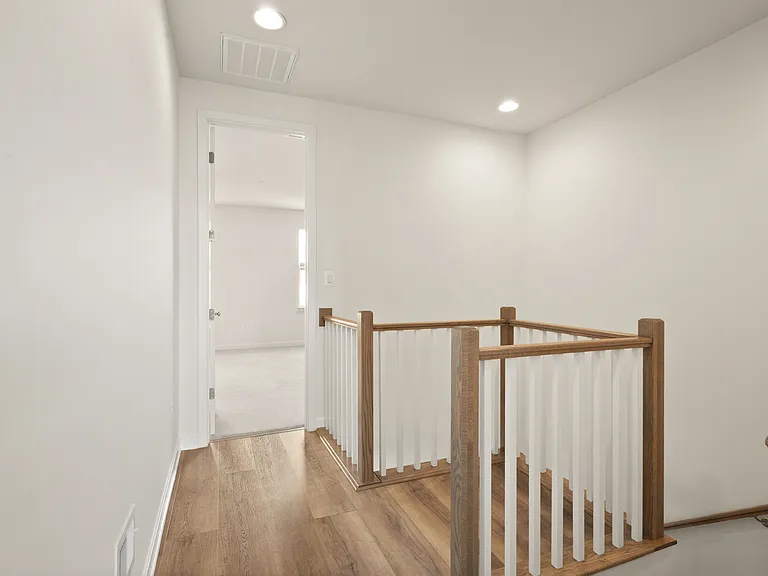 42348 Zenith Ter — Photo 37