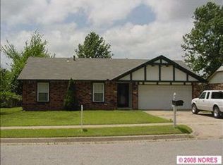 8210 S Date Pl, Broken Arrow, OK 74011