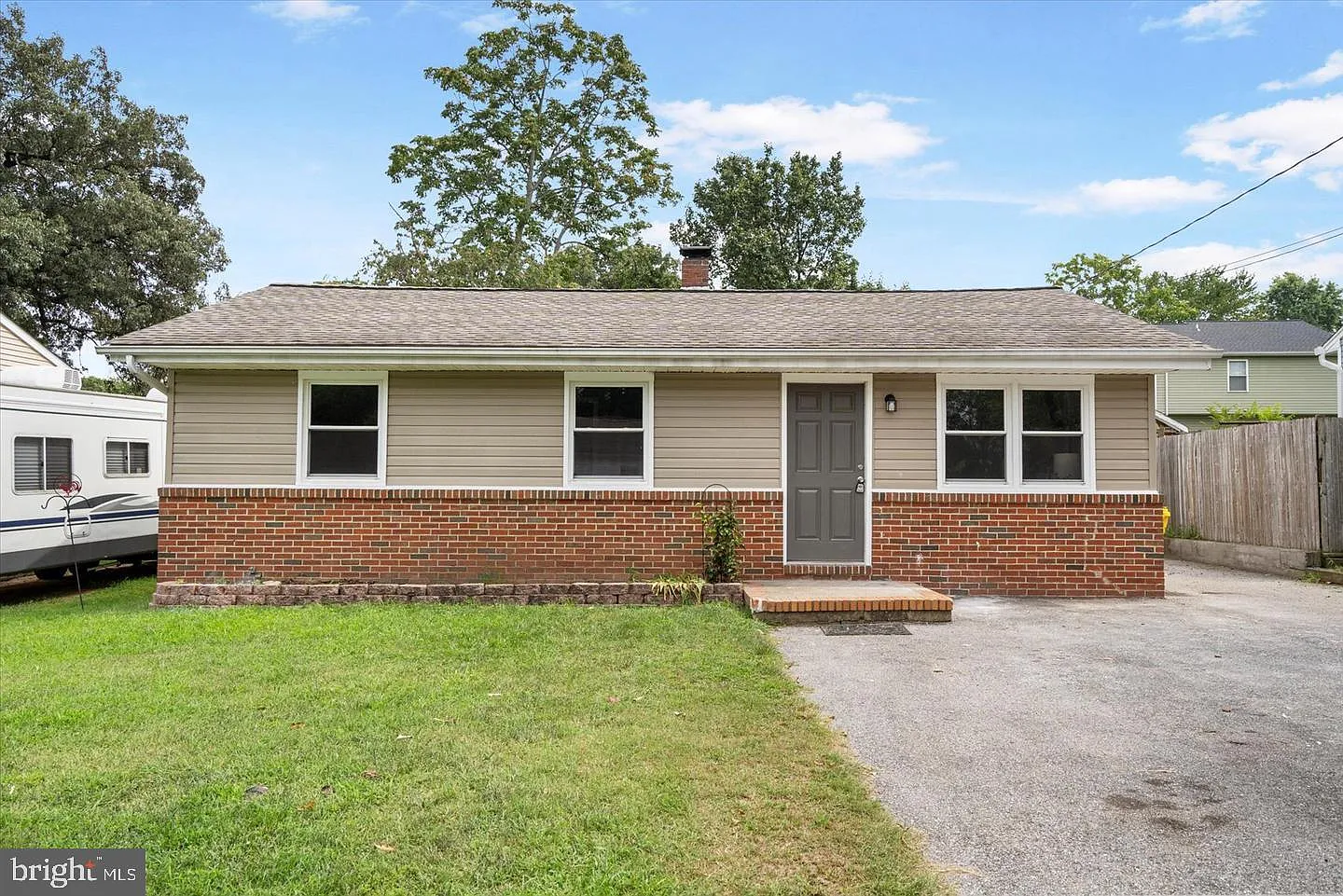118 McGuirk Dr photo 1