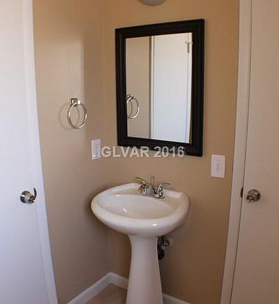 4th image of 4104 Tybo Ave