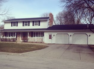 455 Polaris Rd, Green Bay, WI 54302