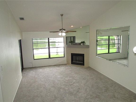 3rd image of 3984 Mermoor Dr