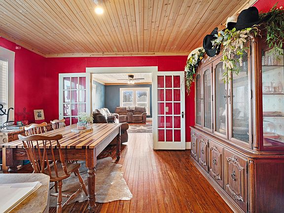4th image of 5366 Farm Road 2573
