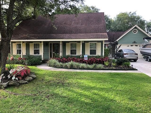 1st image of 288 W Essex Dr