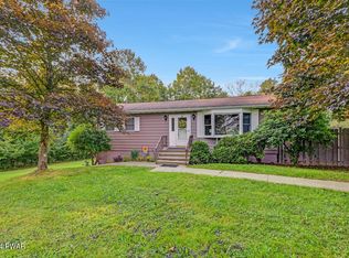 503 Goose Pond Rd, Lake Ariel, PA 18436