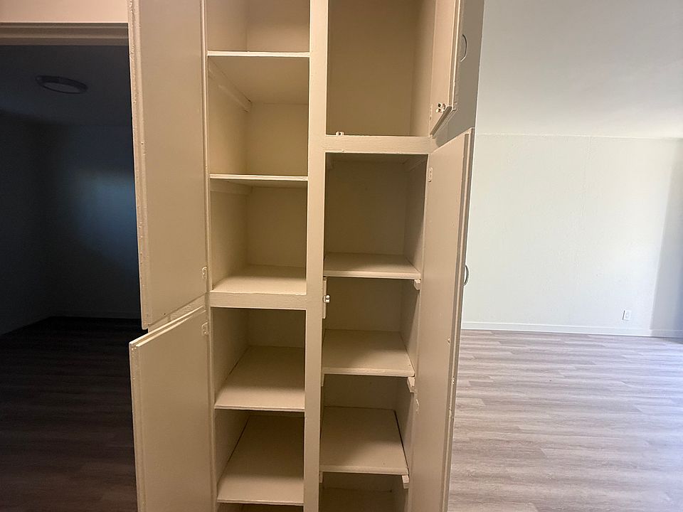 1st image of 138 Lund Ave #138