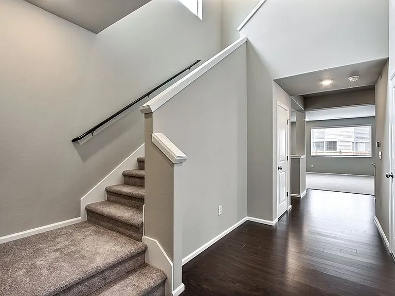 3137 Gladiator St NE — Photo 2