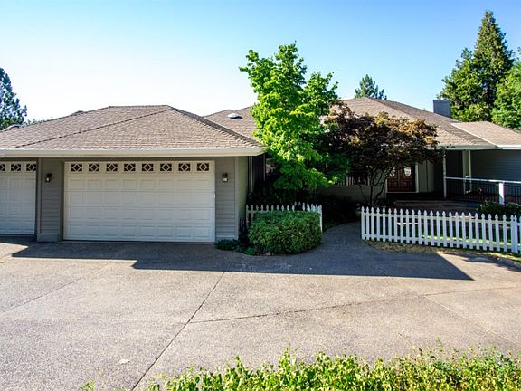 2nd image of 108 Sierra Blanca Ct
