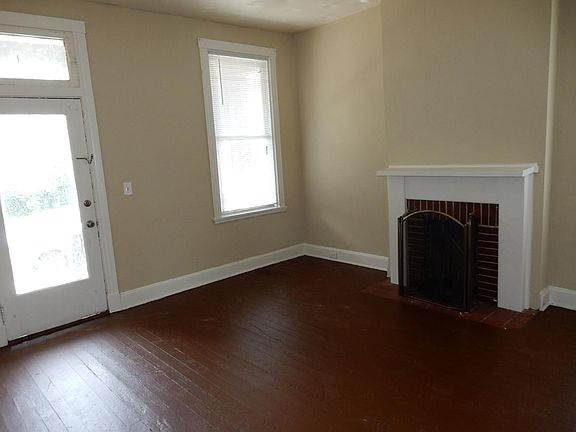 2nd image of 1814 Mills Ave APT 4