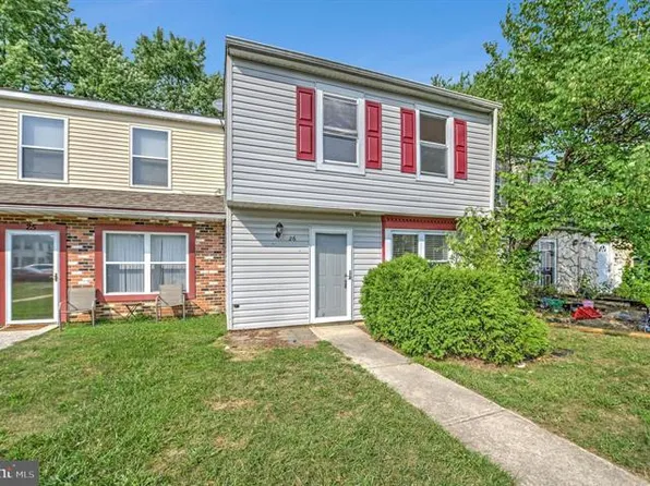 26 Villanova Ct, Sicklerville, NJ 08081