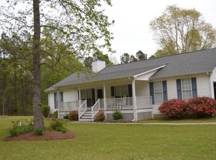 1645 Bradbury Rd, Grantville, GA 30220