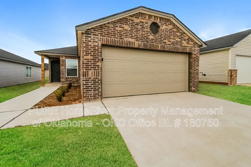 3 bed, 2.0 bath, 1248 sqft, $1,595 — Photo 1