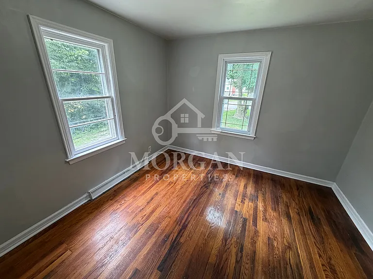 2509 W 11th St — Photo 8
