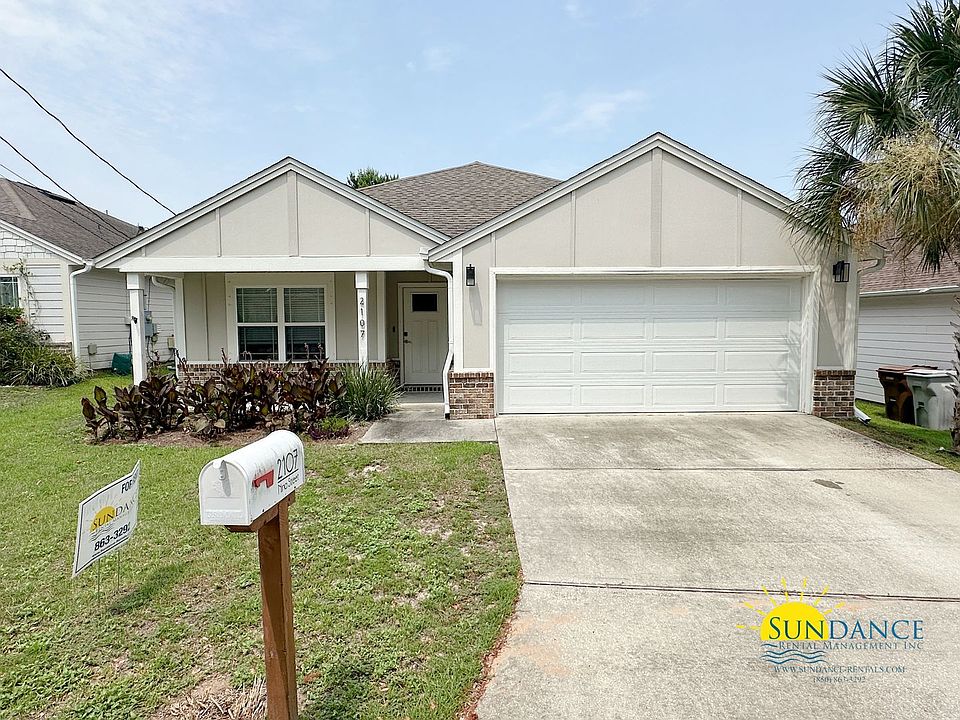 1st image of 2107 Nina St