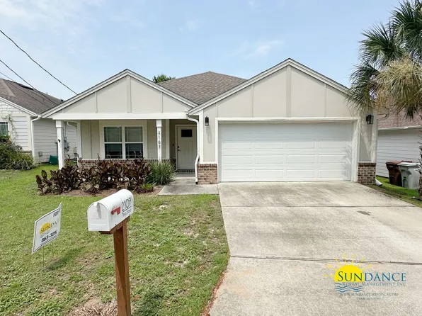 2107 Nina St, Navarre, FL 32566