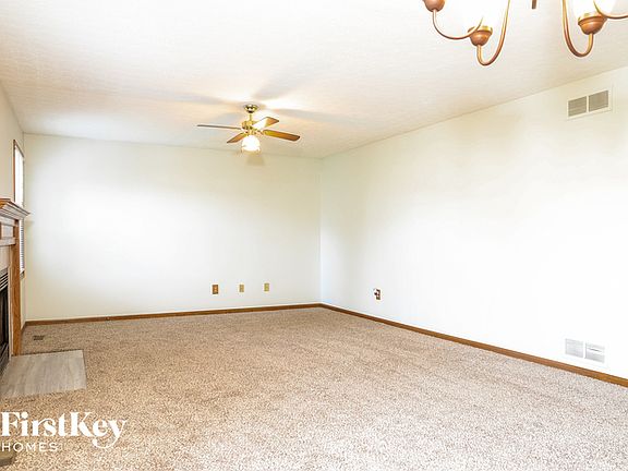 3rd image of 5533 Forest Glen Dr