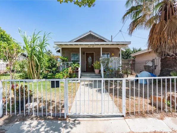 325 W Crescent Dr, Azusa, CA 91702
